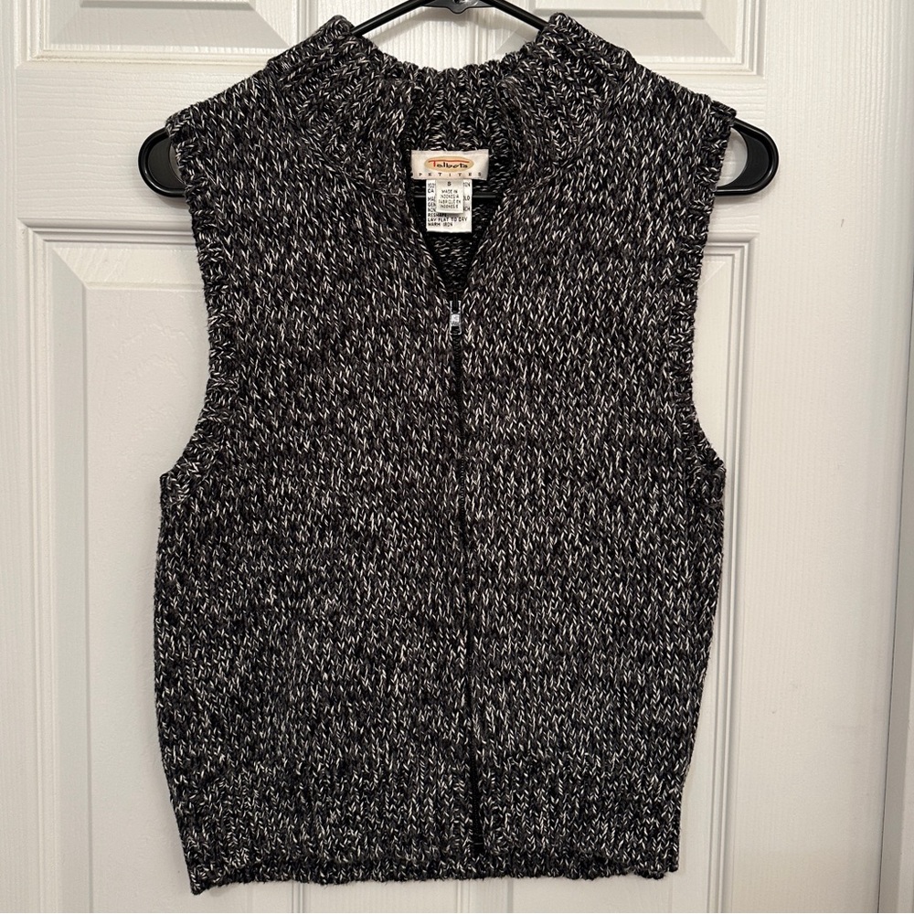 Knit vest